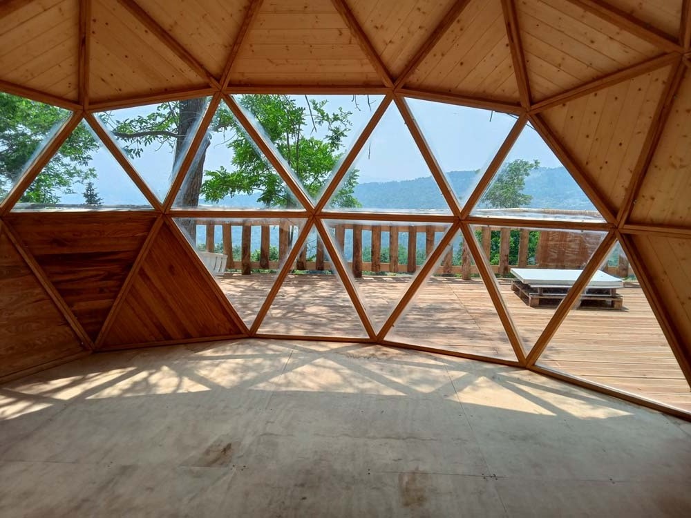 cupola geodetica artigianale costruzione serra fatta a cupola geodetica